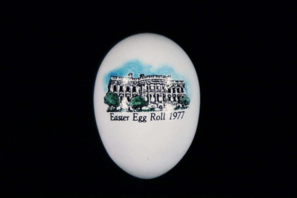 1977 Commemorative Egg