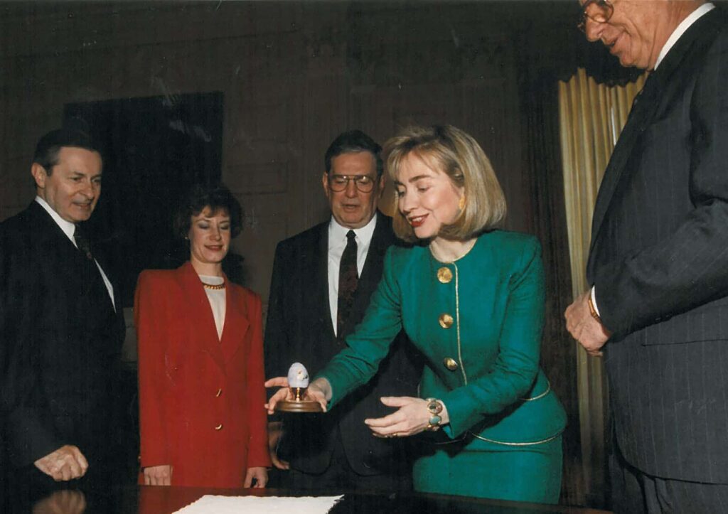 1993 Commemorative Egg presentation